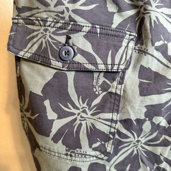 NWT Mutual Weave Big & Tall Chino Board 8” Short Green Hibiscus Print - Size 54 - Picture 5 of 9